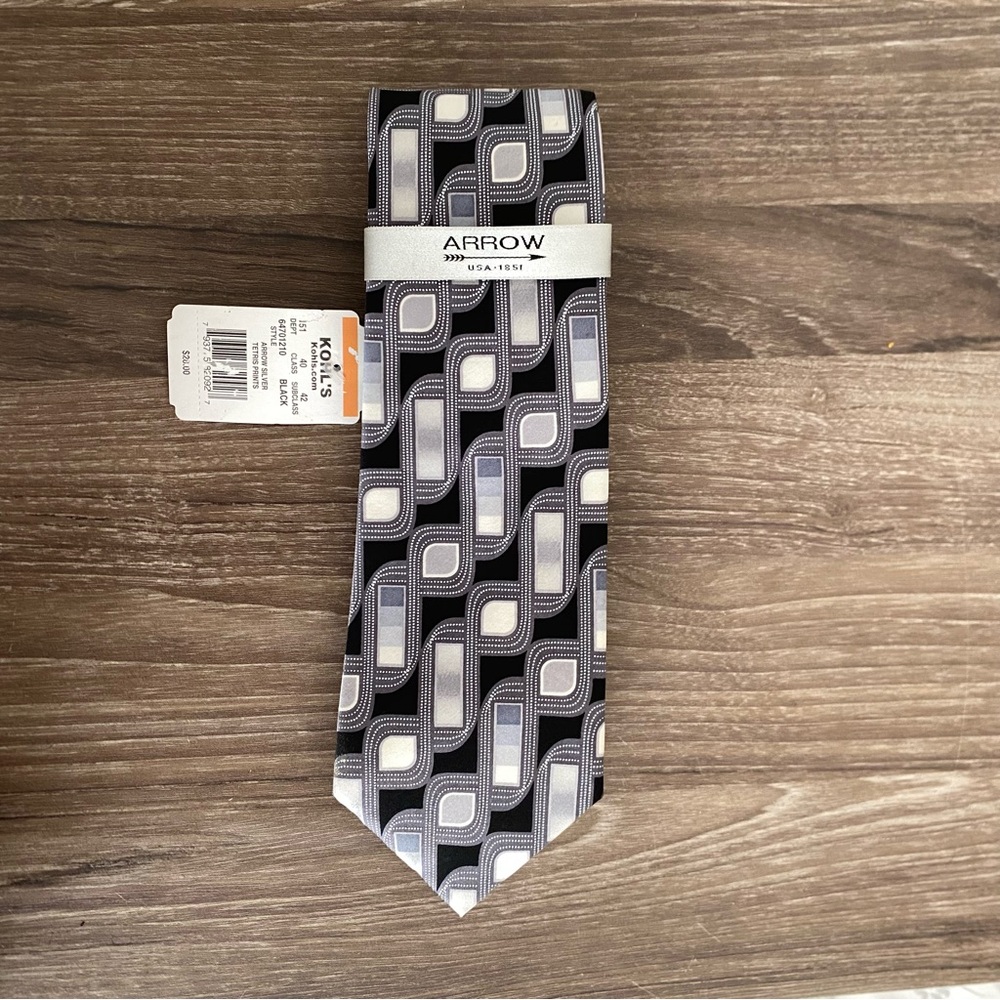 Arrow Mens‎ 100% Silk Tie Black & Silver Tetris Print 58” Long
